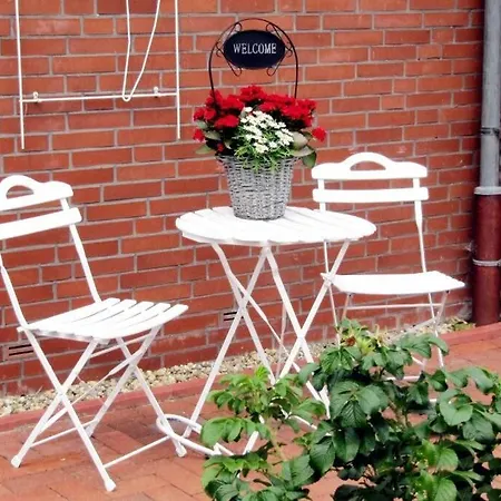 Haus Schwalbennest Eg Apartamento Ditzum