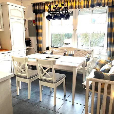 Haus Schwalbennest Eg Apartamento Ditzum